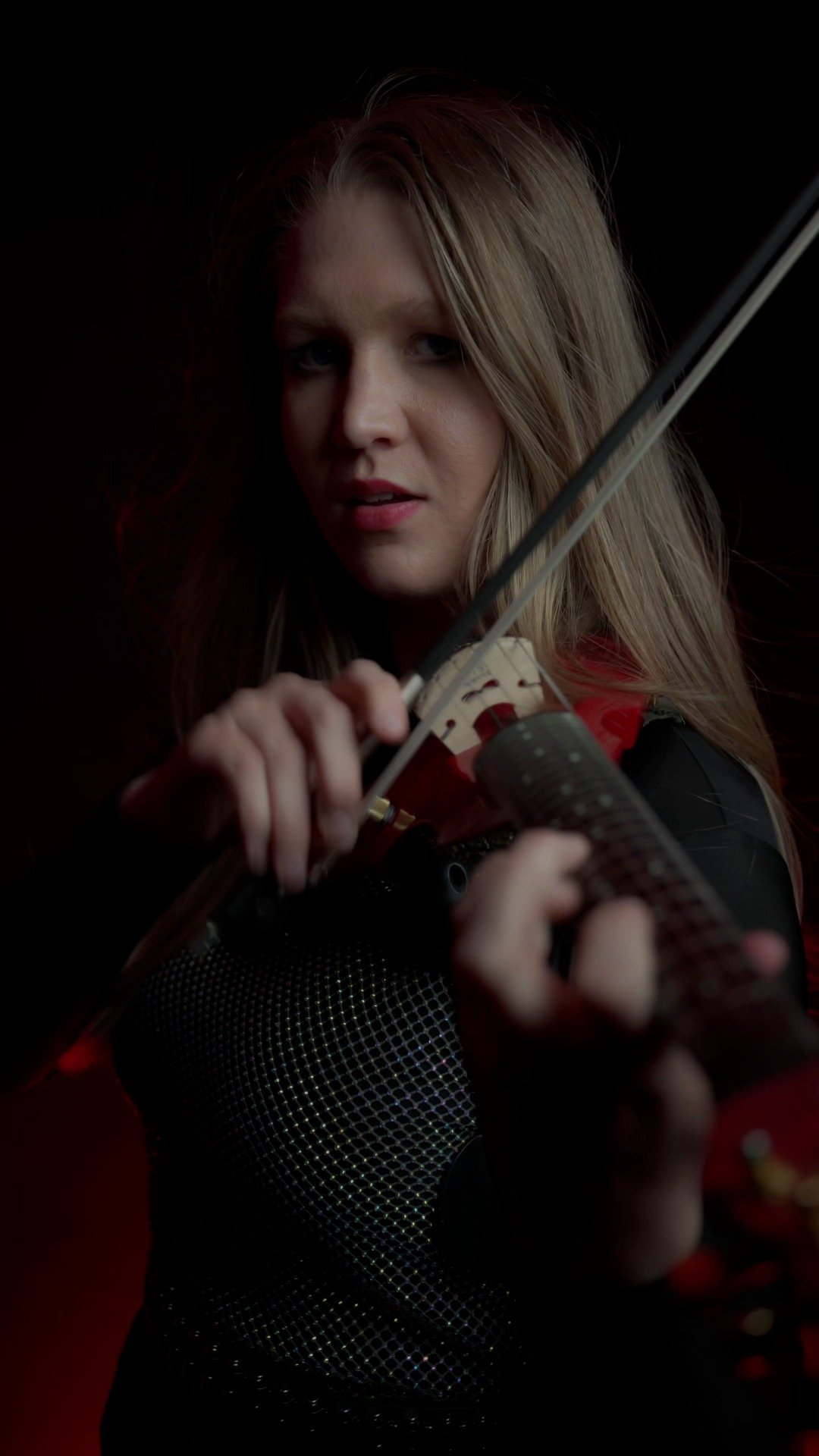 This song was begging for electric violin.

#electricviolin #violincover #lordofthelost #weilstrings #diamond #rock