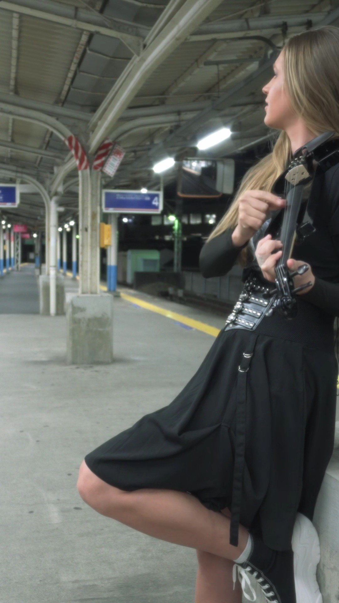 Ever taken an electric violin on a Tokyo adventure? Full Beast in Black ‘Night in Tokyo’ drops today at 4 PM HST on YouTube.

#weilstrings #beastinblack #nightintokyo #metalviolin #symphonicmetal #metalmusician #metalhead #shibuya #japantravels #tokyolife #visitjapan #urbanexplore #electricviolin #violincover #rockviolin #rockcover #epicmusic #cinematicmusic